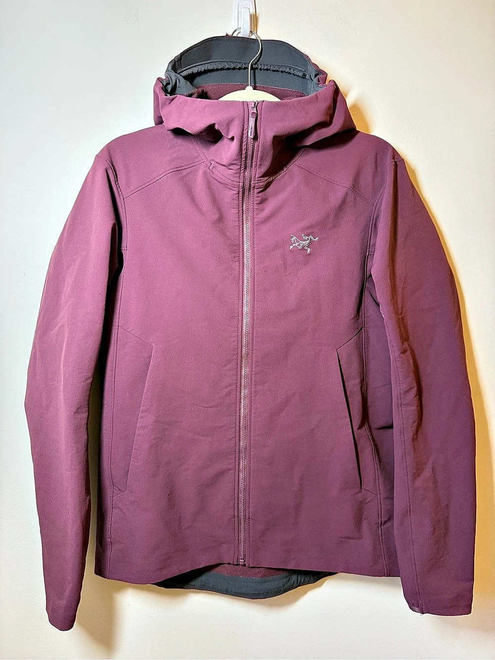 Arc'teryx Gamma LT Hoody Jacket Shell Performance Purple/Pink M
